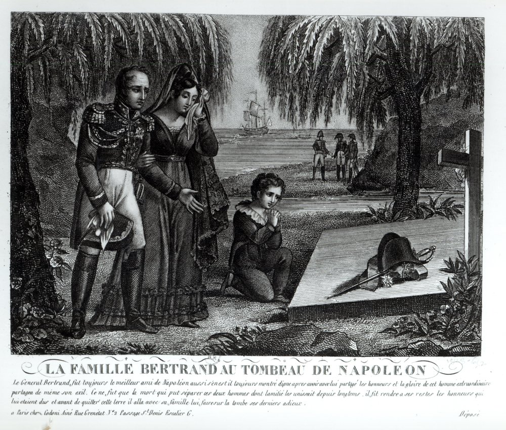 Die Familie von General Henri-Gratien Bertrand (1773-1844) am Grabmal Napoleon Bonapartes (1769-1821), 1821 von French School