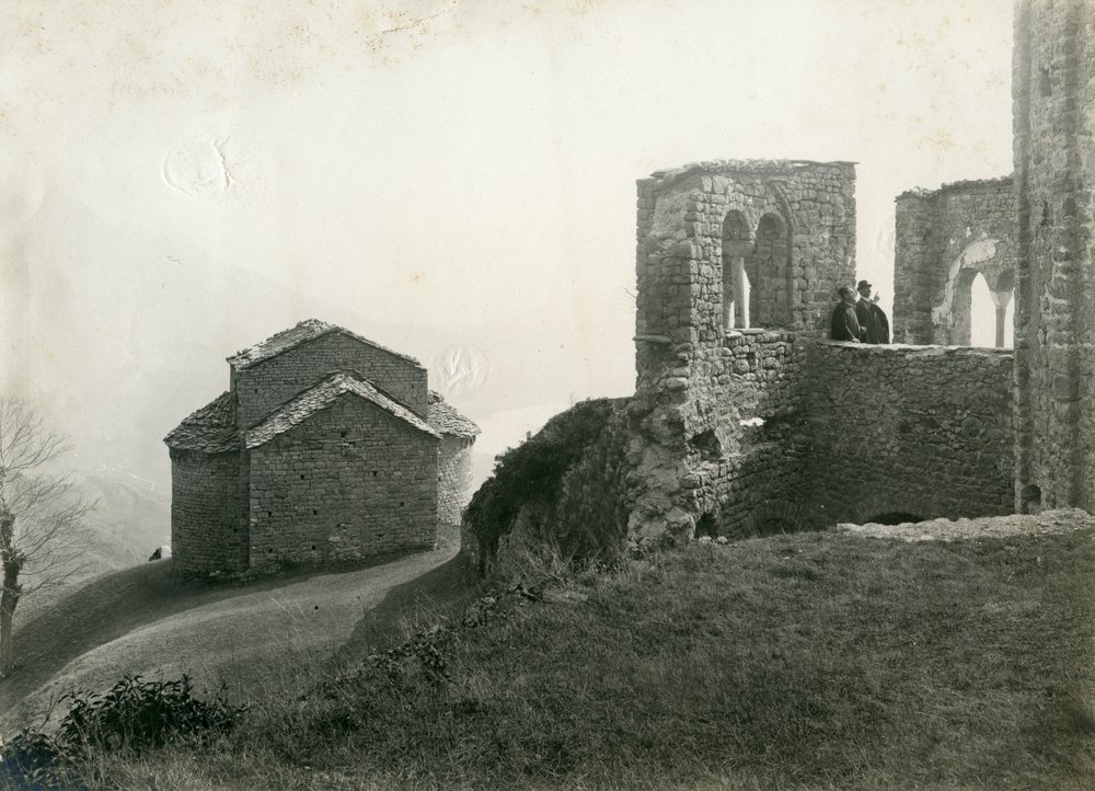 Abtei San Pietro al Monte, Civate, Lombardei, Italien, Fotografie von Ugo Monneret de Villard, um 1910 von Ugo Monneret de Villard
