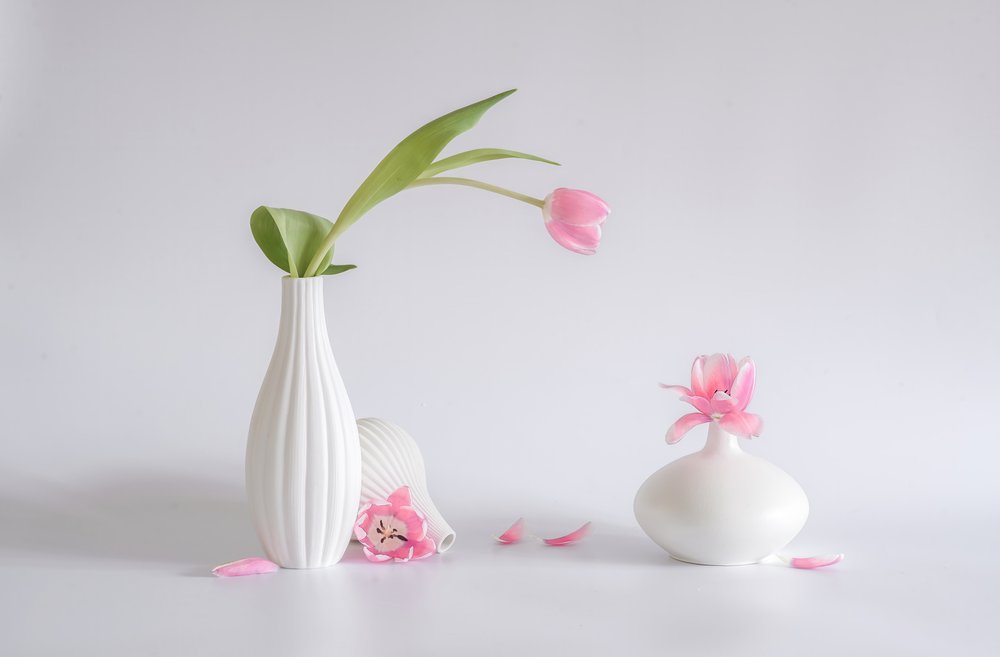 Zarte Rosa Tulpenanordnung von Alice Sheng