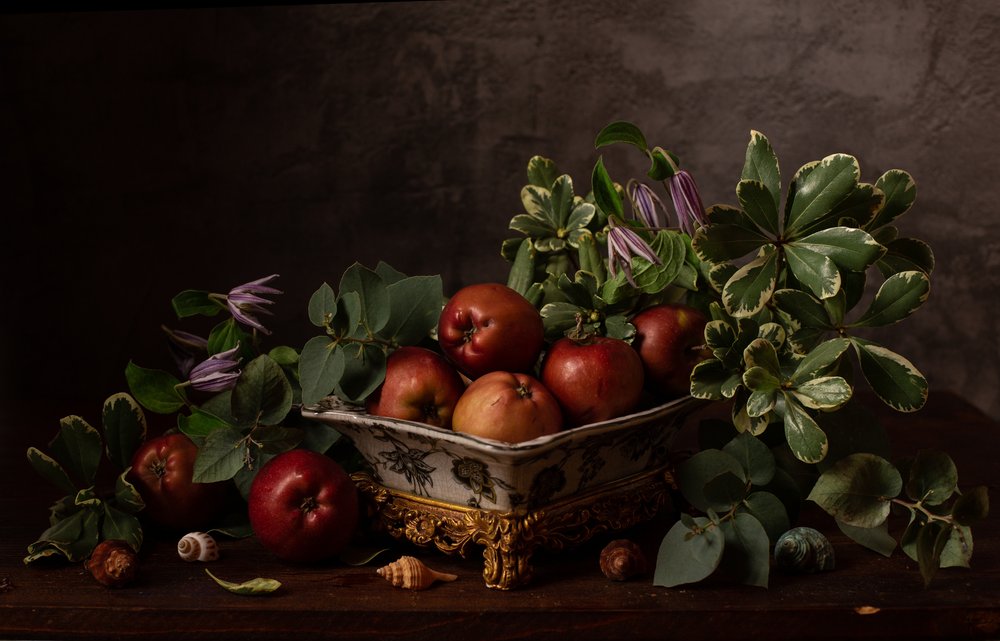 Rustikales Obst-Stillleben von Alina Lankina