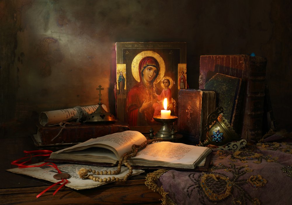 Madonna und Kerzenlicht von Andrey Morozov