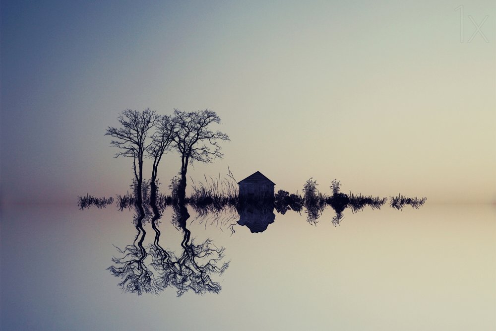 Gelassene Wasserreflexion von Asef Azimaie