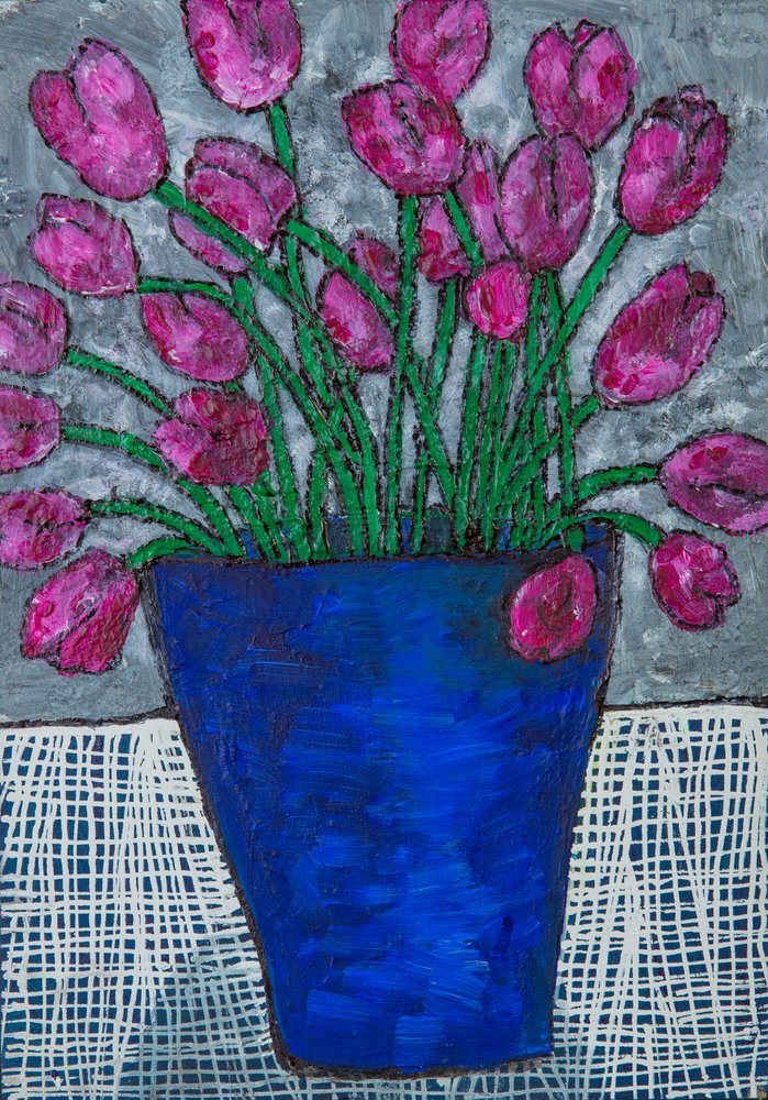Tulpen in blauer Vase von Dale Hefer & Family