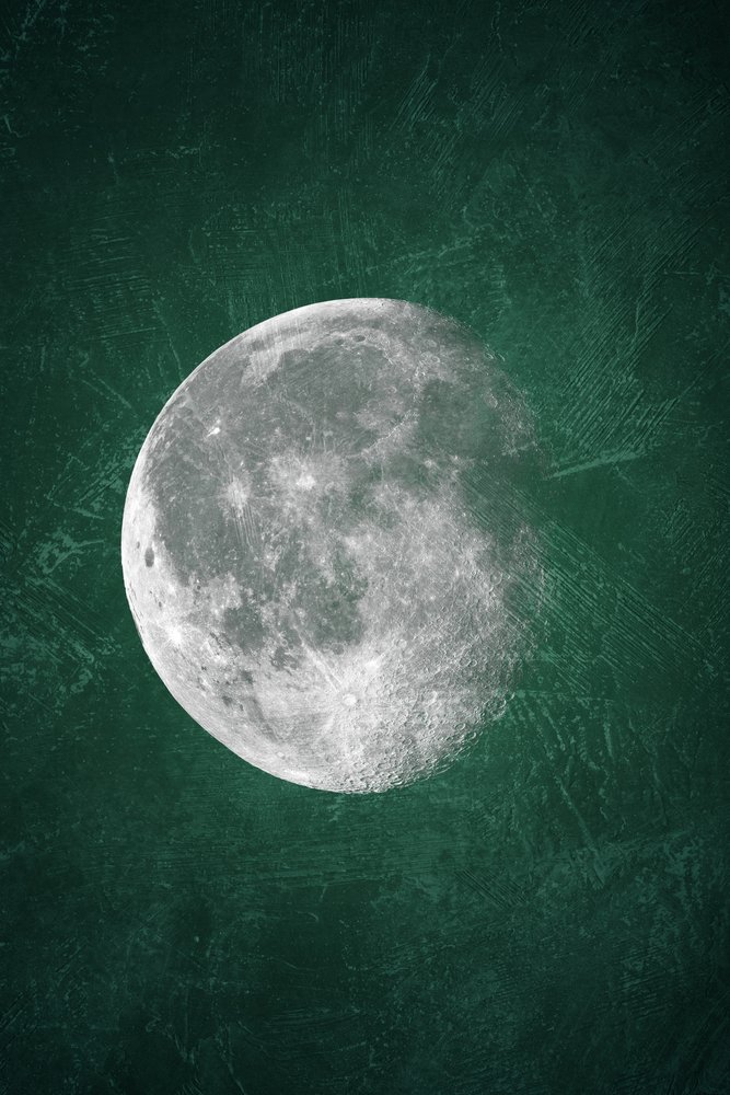 Stimmungsvoller grüner Mond von Ema Paraschiv