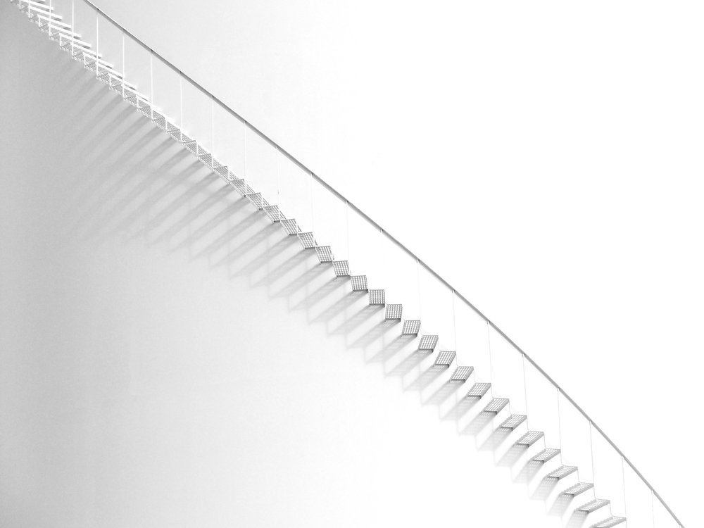 Moderne Treppenschatten von Jeffrey Hummel