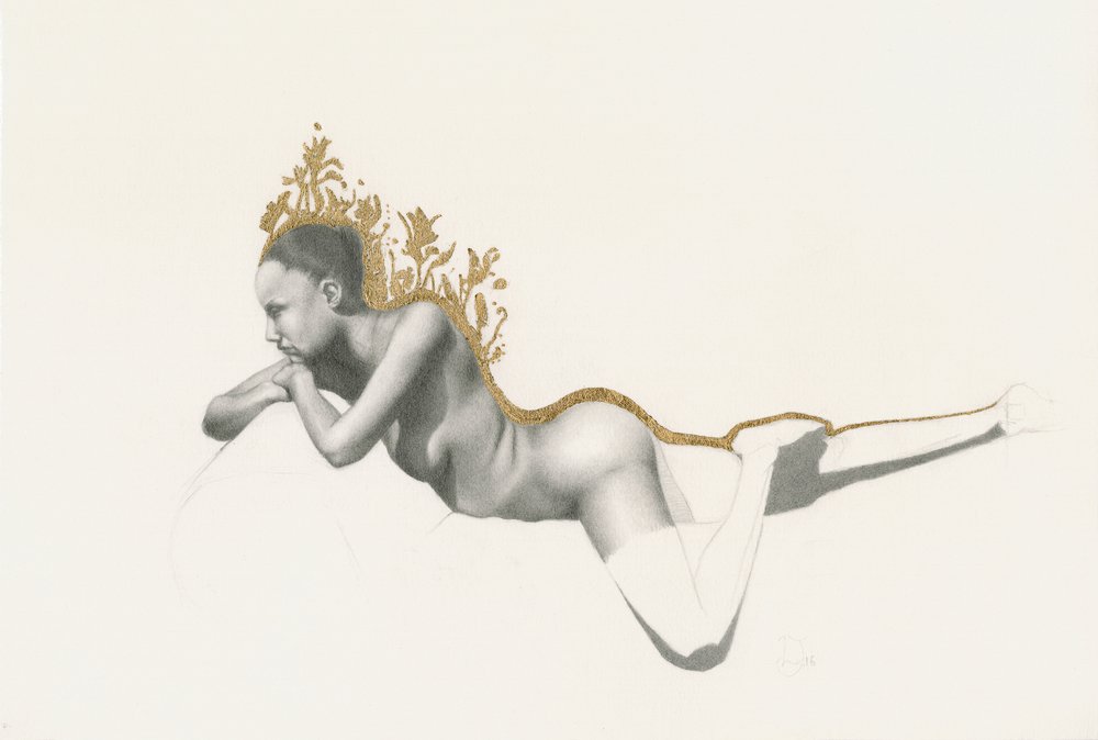 Nachdenkliche Goldfigur von Lourens Joubert