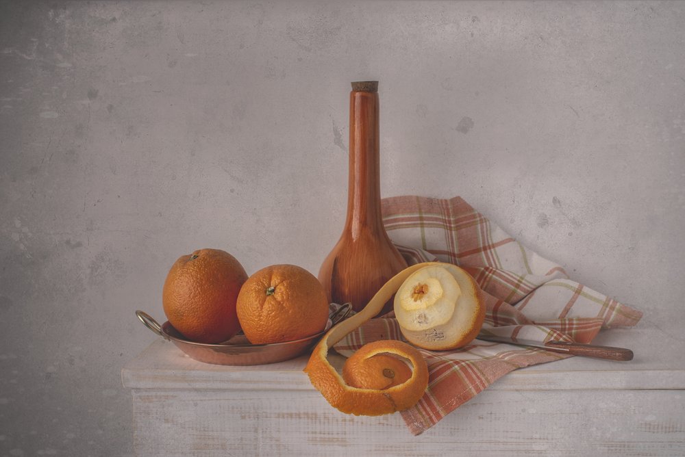 Rustikales Orangen-Stillleben von Margareth Perfoncio