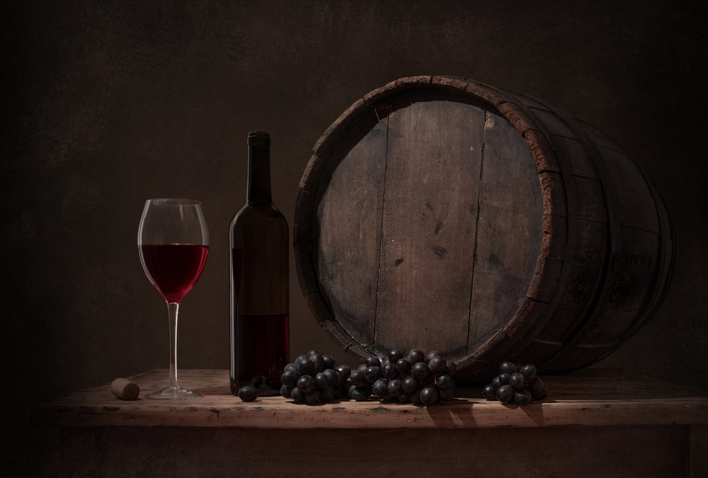 Rustikales Wein-Stillleben von Margareth Perfoncio