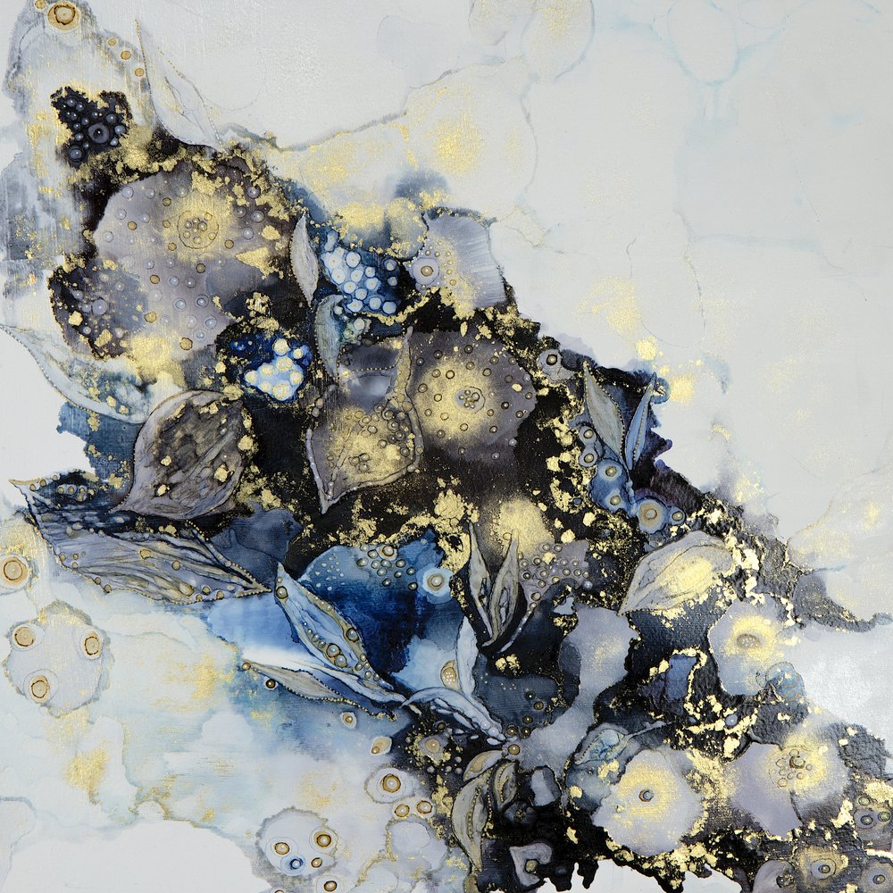 Organischer Indigo-Gold-Fluss von Mishel Schwartz