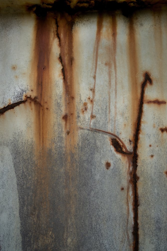 Verrostete Metallstreifen von Studio Meikle