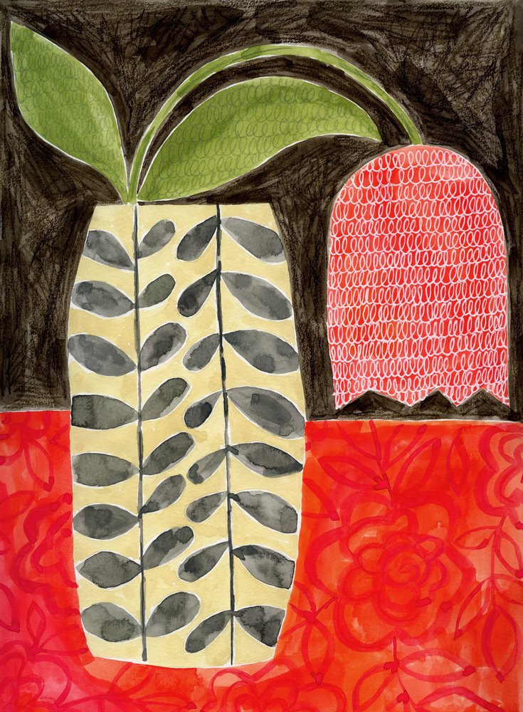 Rote Tulpe in einer modernen Vase von Susan Black
