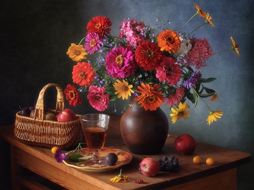 Ernteblüten und Früchte von Tatyana Skorokhod