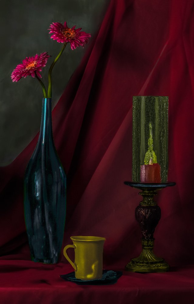 Dramatisches Blumen-Stillleben von jlloydphoto