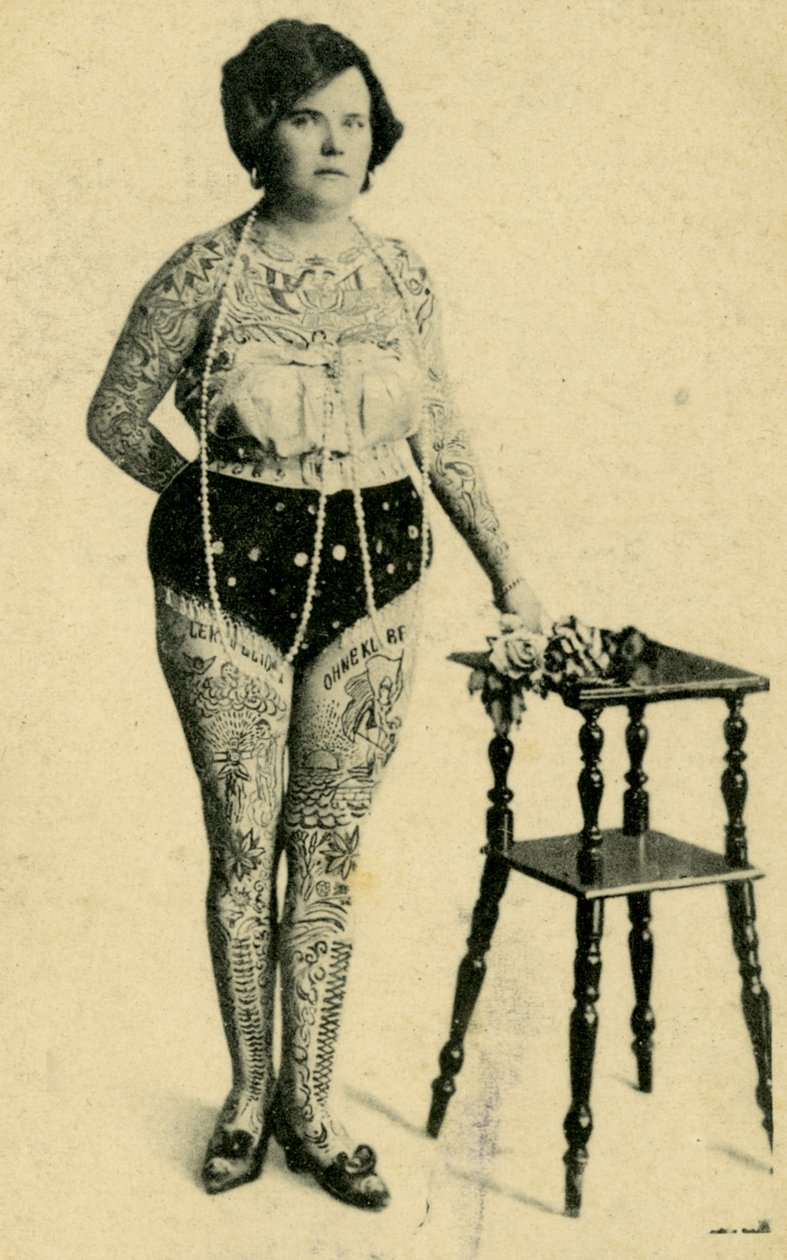 Porträt von Anni Frank, der tätowierten Dame, ca. 1910 von Unknown