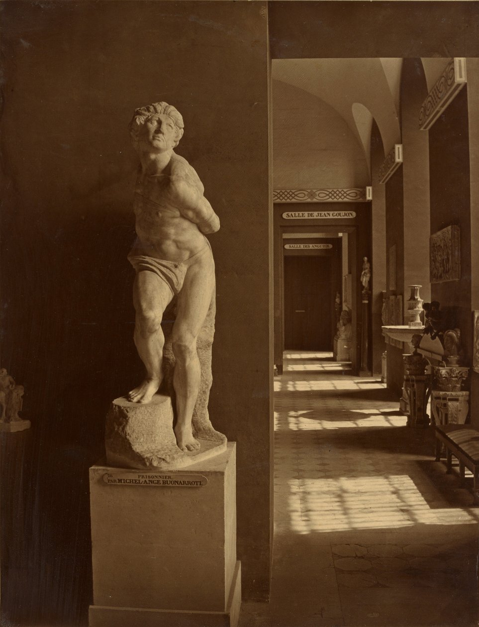 Rebellischer Sklave von Michelangelo, Musée du Louvre von Adolphe Braun