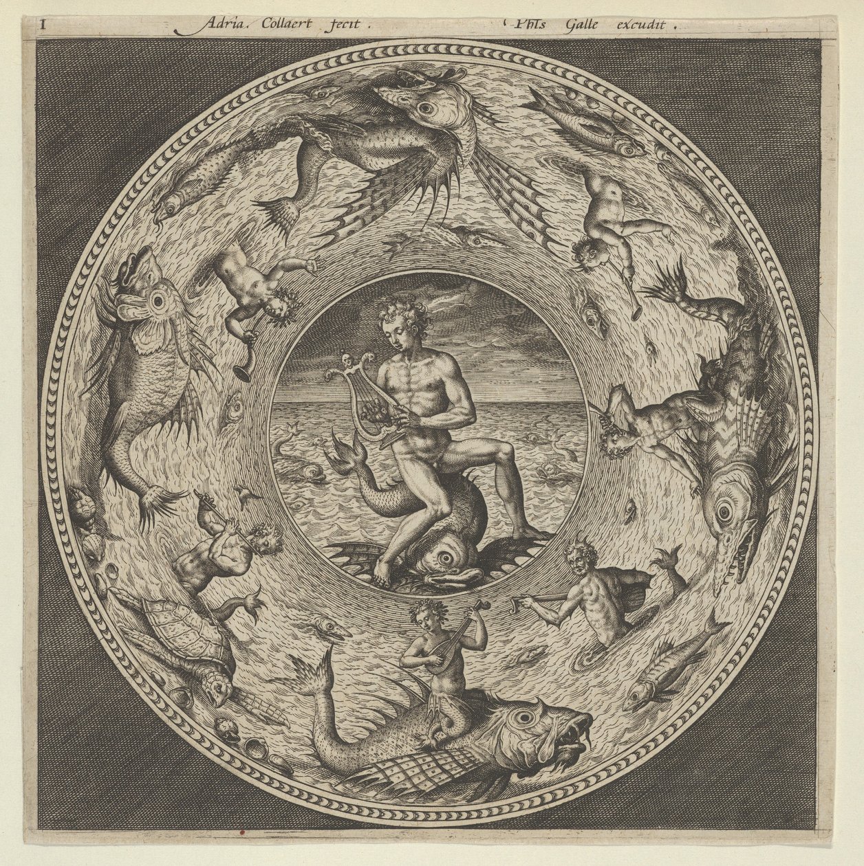 Entwurf für einen Teller mit Arion, der auf einem Delphin reitet, in einem von Seeungeheuern umgebenen Medaillon, um 1600 von Adriaen Collaert