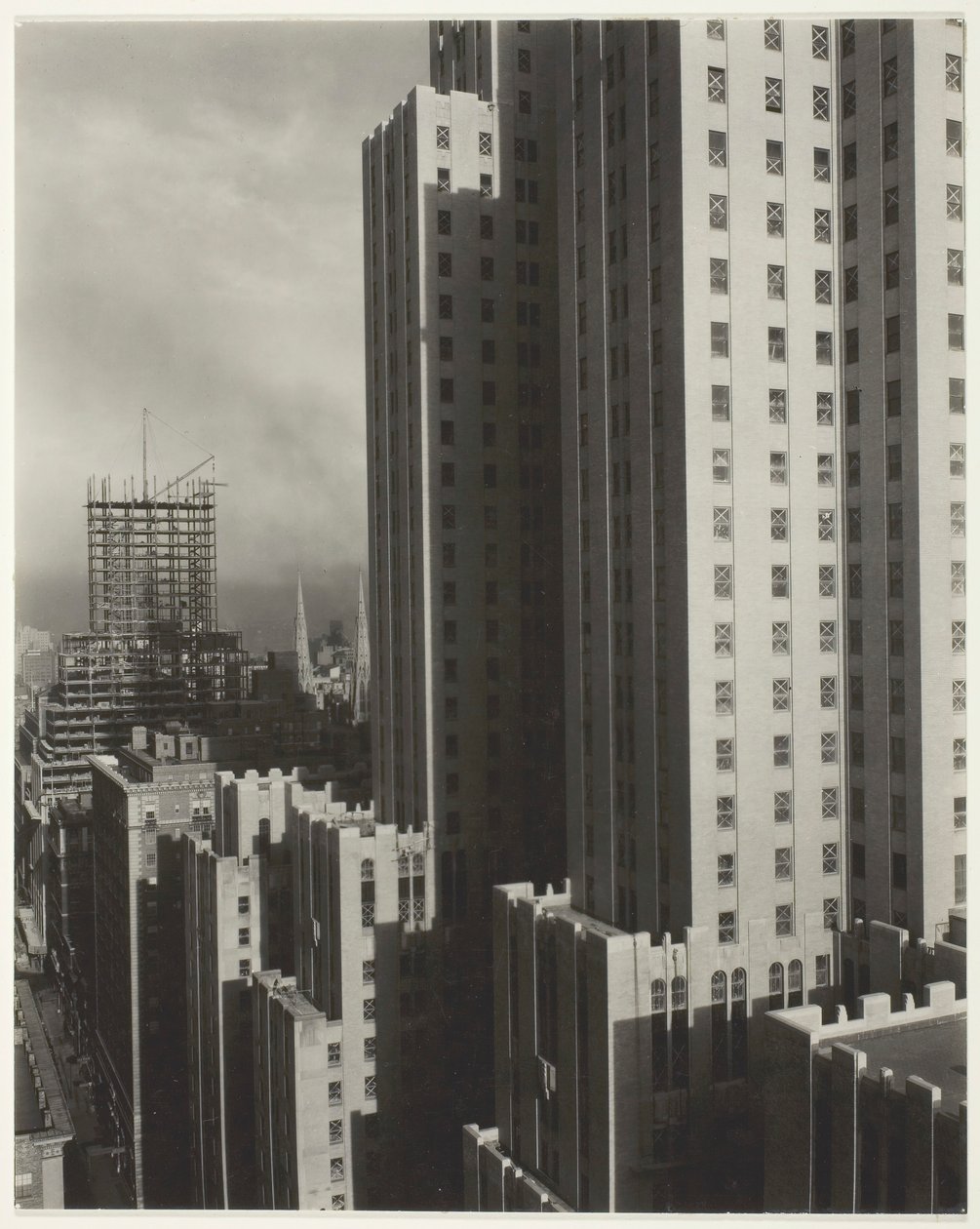 Von meinem Fenster im Shelton, Westen, 1931 von Alfred Stieglitz