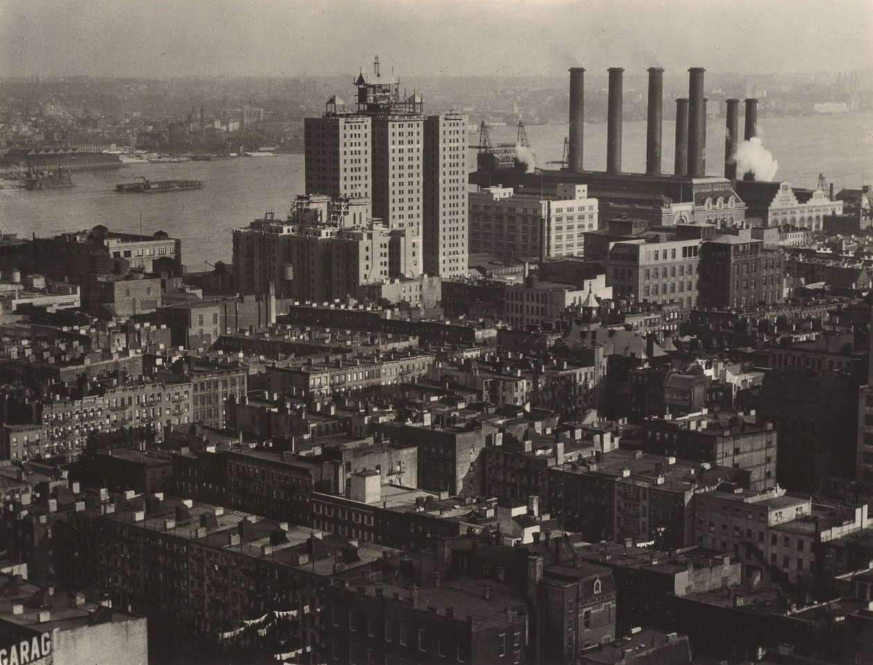 Vom Shelton, New York (Zimmer 3003) nach Südosten blickend von Alfred Stieglitz
