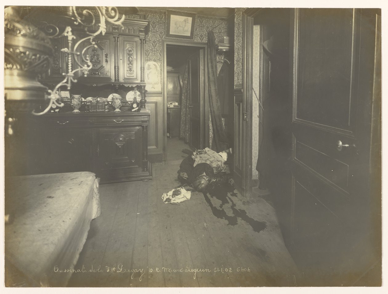 Ansicht des Speisesaals, wo die Leiche entdeckt wurde von Alphonse Bertillon