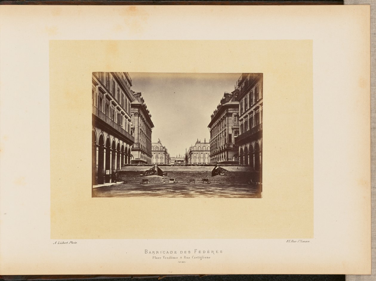 Barrikade der Föderierten, Place Vendôme und Rue Castiglione von Alphonse J. Liébert