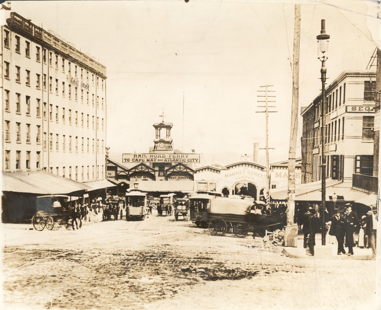 Market Street am Delaware River Front, ca. 1894 von American Photographer