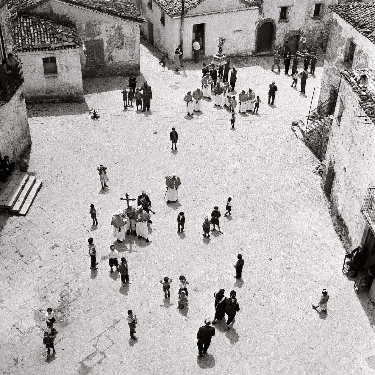 Prozession der Geißler, Albano di Lucania, Potenza, Basilicata, Italien von Ando Gilardi