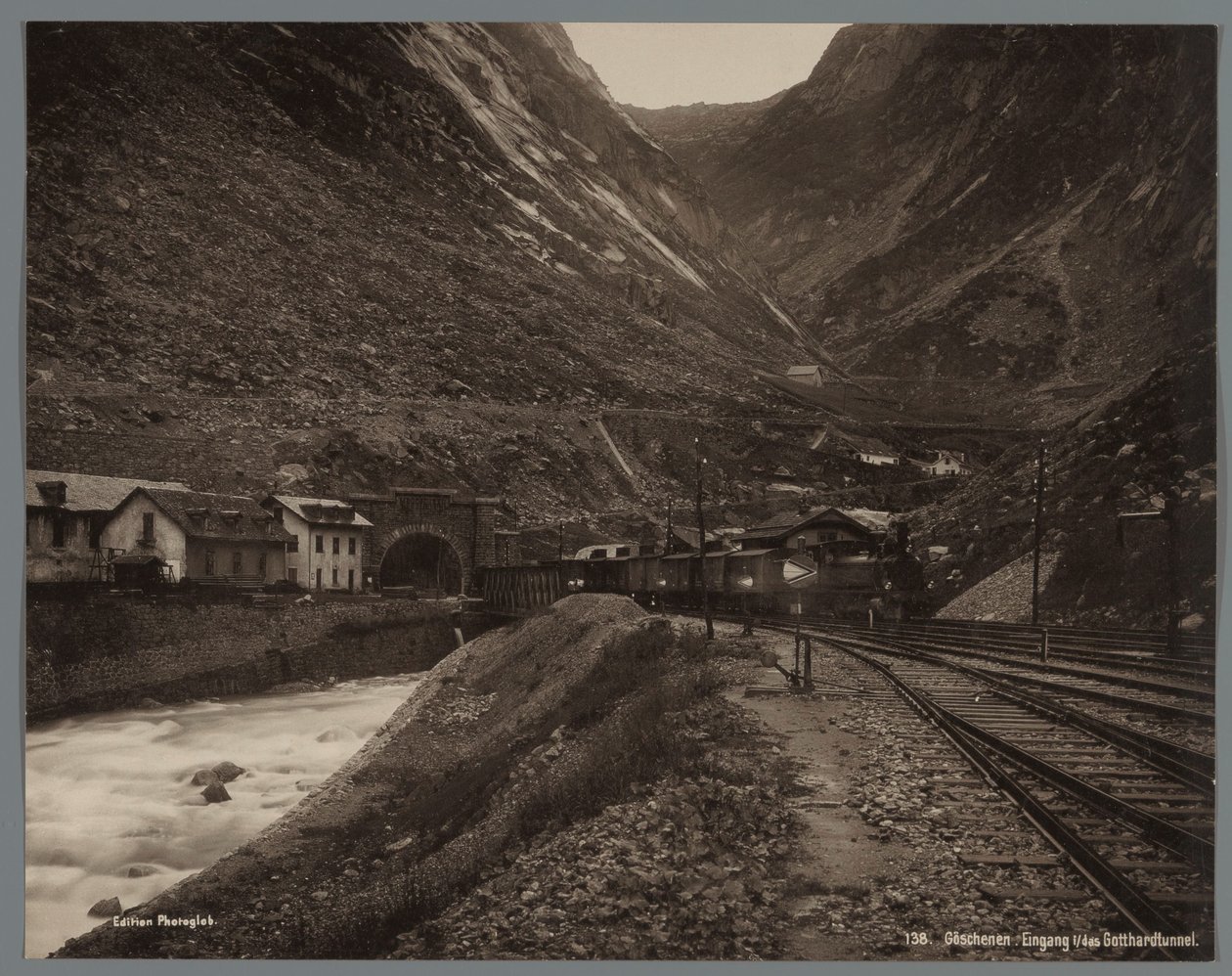 Eingang des Gotthardtunnels bei Göschenen von Anonymous