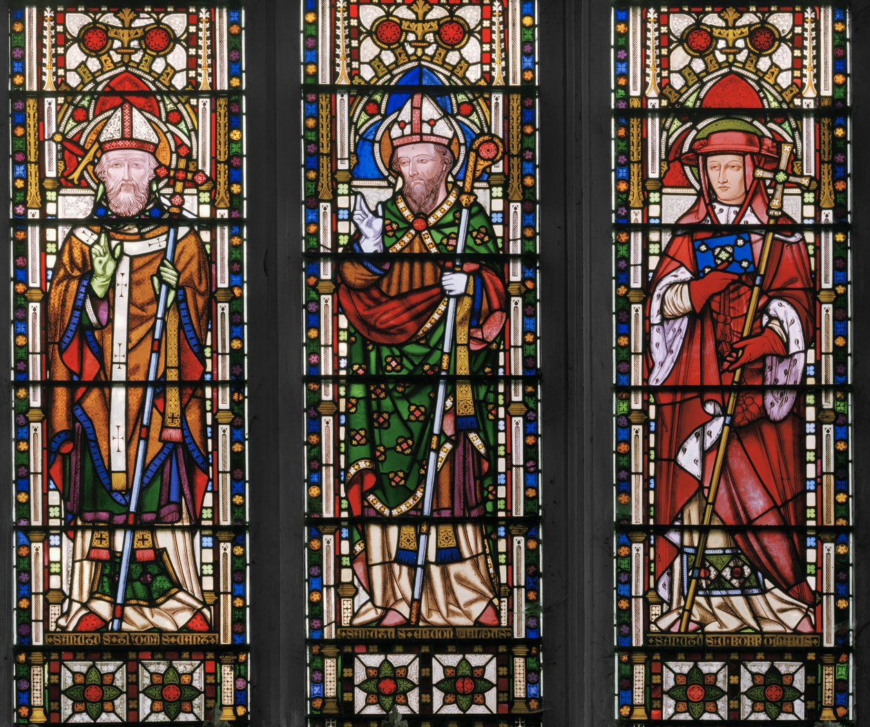 Jungfrau und Christus mit Heiligen, Ostfenster (Detail) von Augustus Welby Northmore Pugin