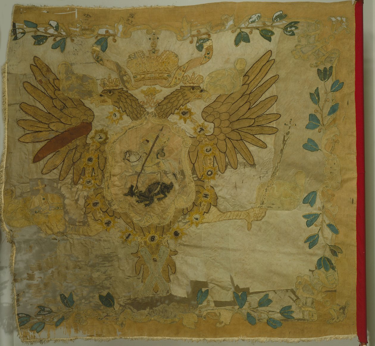 Sankt-Georgs-Flagge des Infanterieregiments zur Zeit von Anna Ioannovna von Banners and Standards Flags