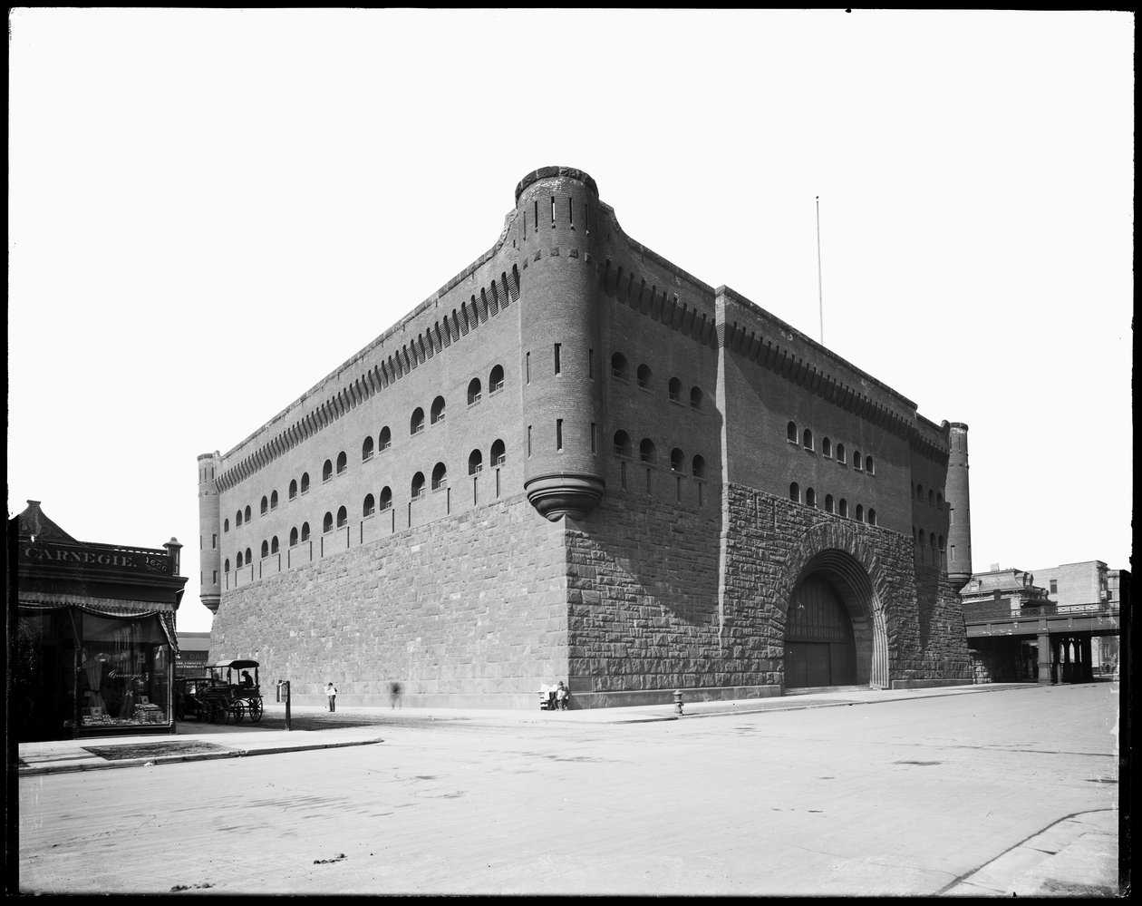 First Regiment Armory, Chicago, Illinois, USA, ca. 1891 (s/w Foto) von Barnes and Crosby