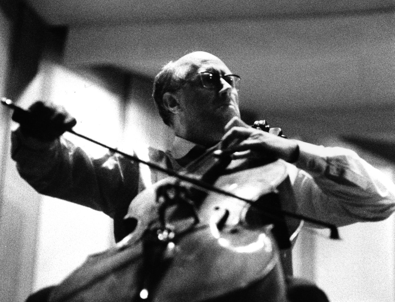 Mstislav ROSTROPOVICH von Bernard Perrine