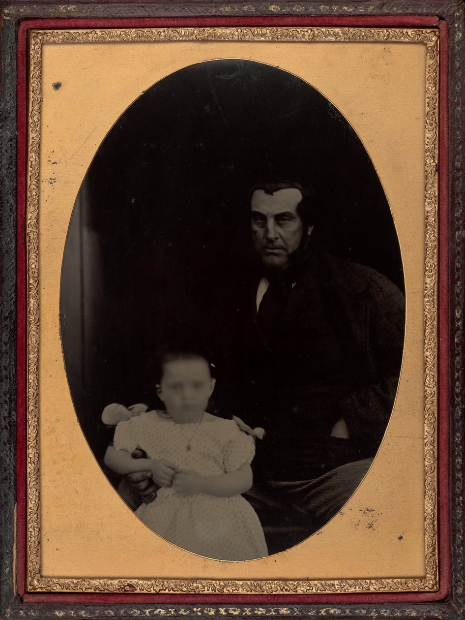 Porträt eines Vaters und Tochter, 1860er von British Photographer