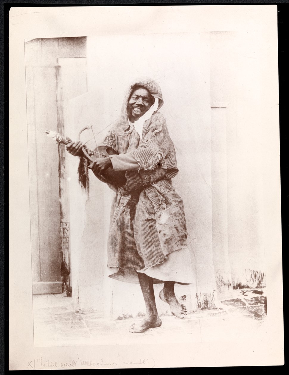 Tanzender Musiker, ca. 1900 (Silbergelatineabzug) von Byron Company