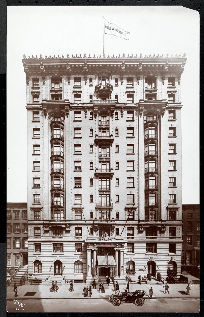 Hotel Woodstock in der 127 West 43rd Street, New York, 1907 von Byron Company