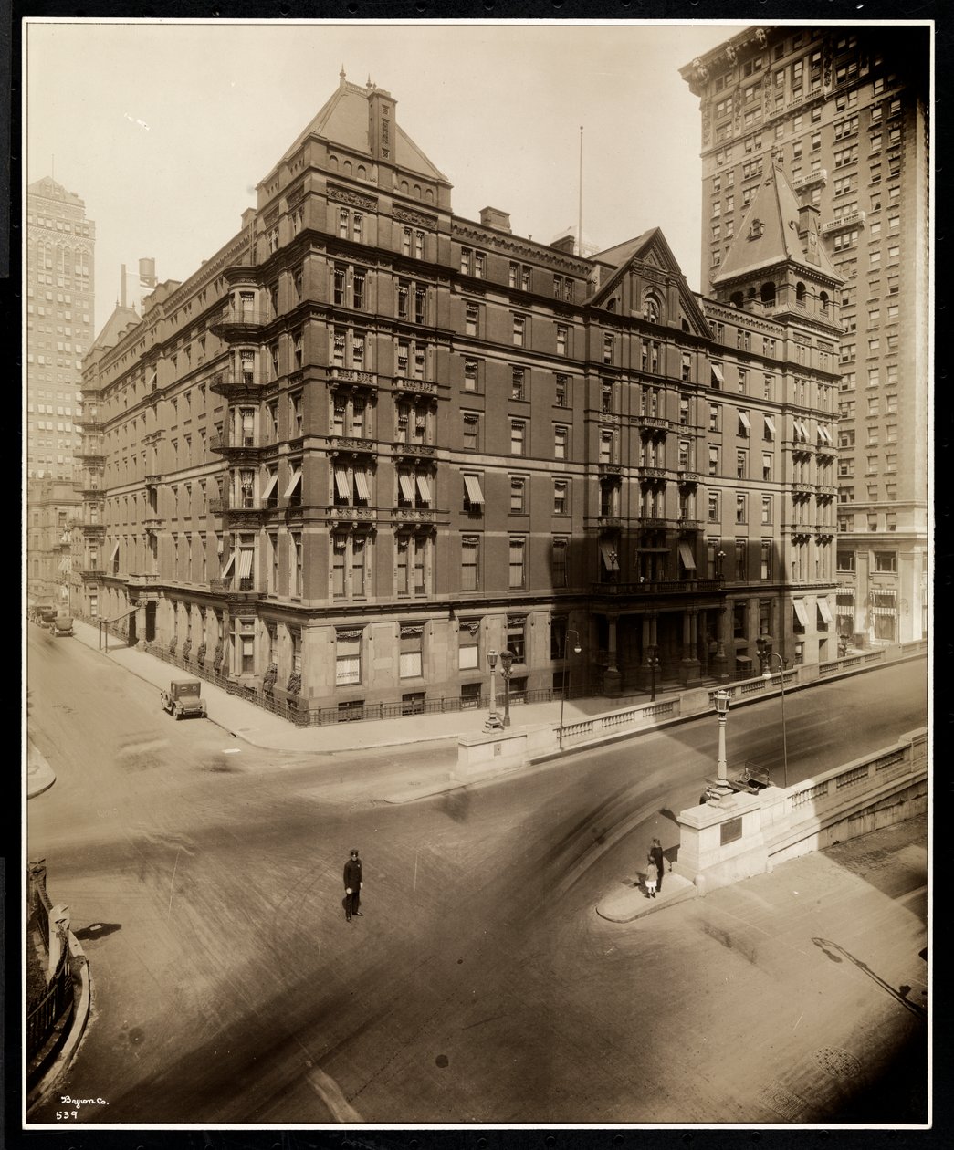 Das Murray Hill Hotel, Park Avenue und 40th Street, New York, 1919 von Byron Company