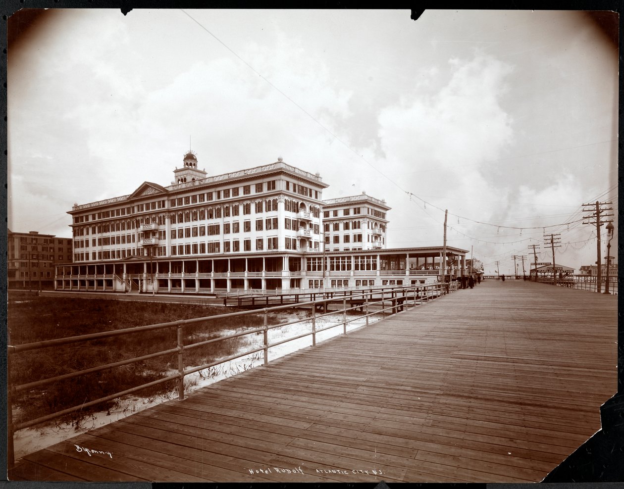 Ansicht des Hotel Rudolf, Atlantic City, New Jersey, 1908 von Byron Company