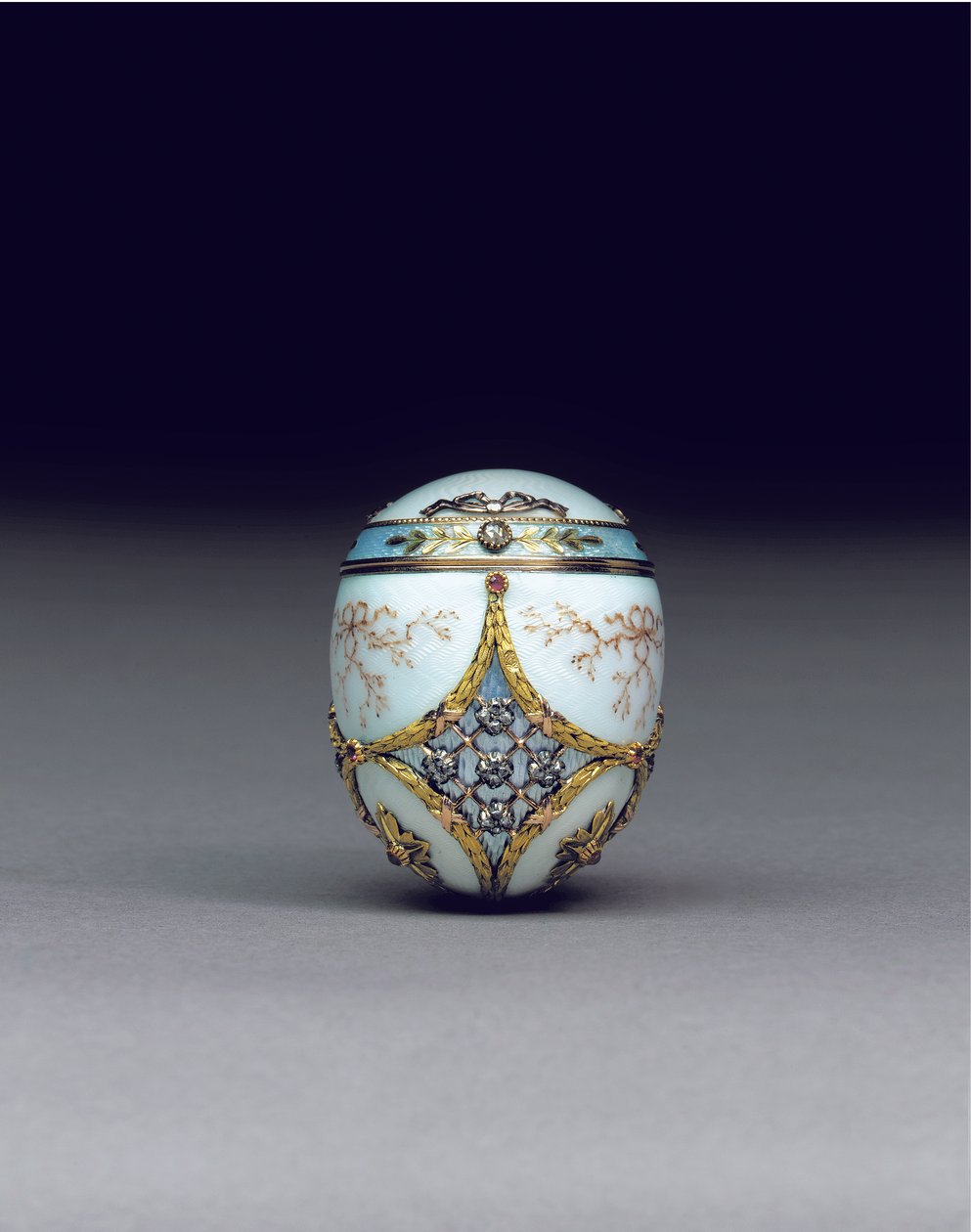Seltene juwelenbesetzte zweifarbige Eierbonbonniere, 1896-1908 von Carl Fabergé