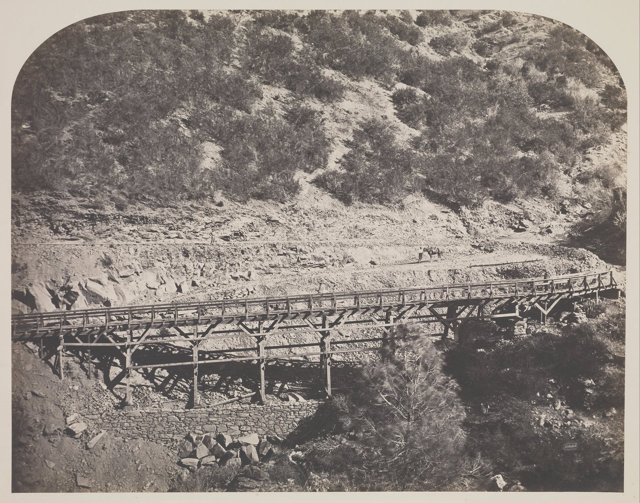 Eisenbahnbrücke, Cape Horn, Mariposa County von Carleton Watkins