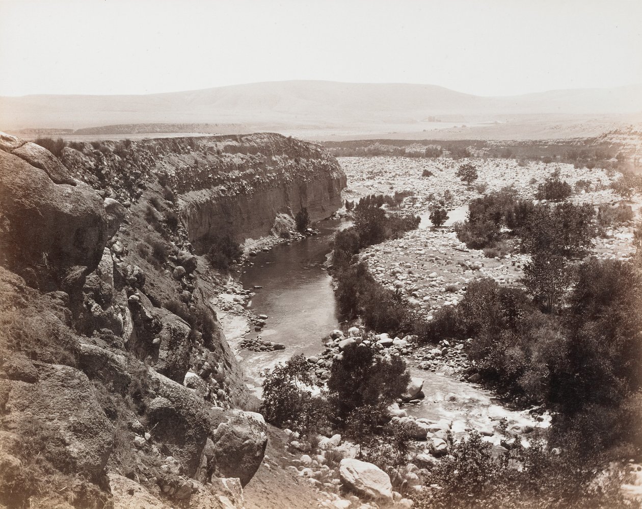 Ohne Titel [Bachlandschaft] von Carleton Watkins