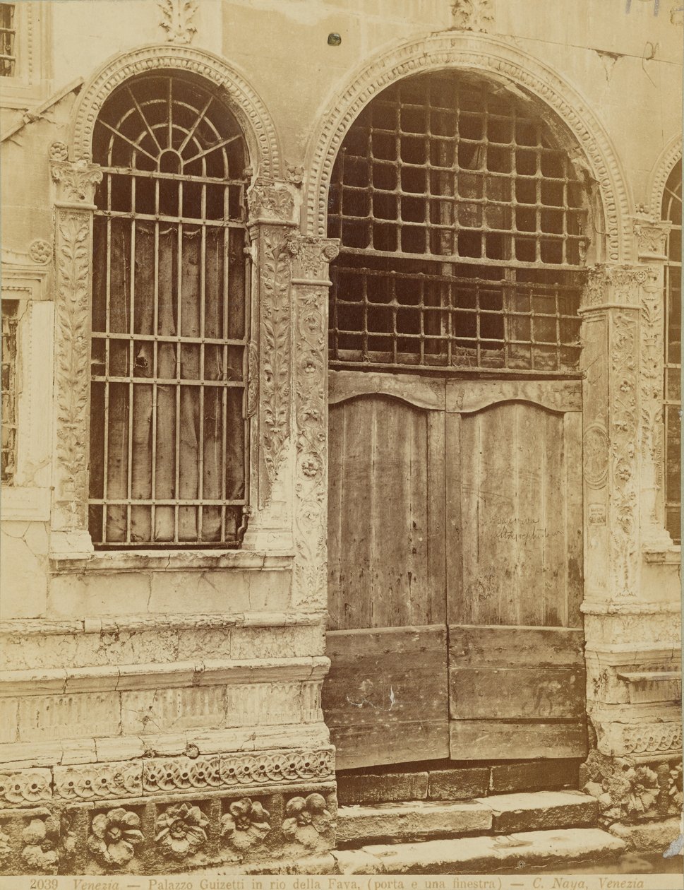 Guizetti-Palast - Tür und Fenster von Carlo Naya