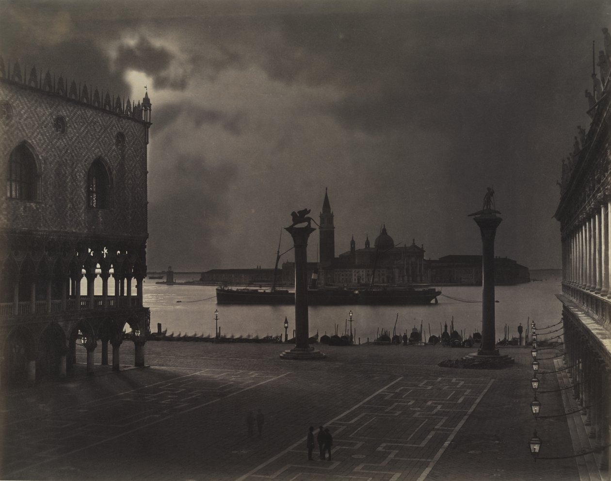 Venedig: Markusplatz in Richtung San Giorgio Maggiore im Mondlicht von Carlo Naya