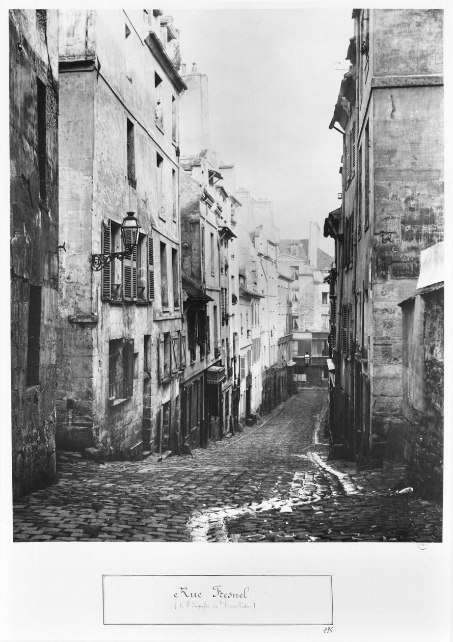 Rue Fresnel, vom Sackgasse von Versailles, Paris, 1858-78 von Charles Marville
