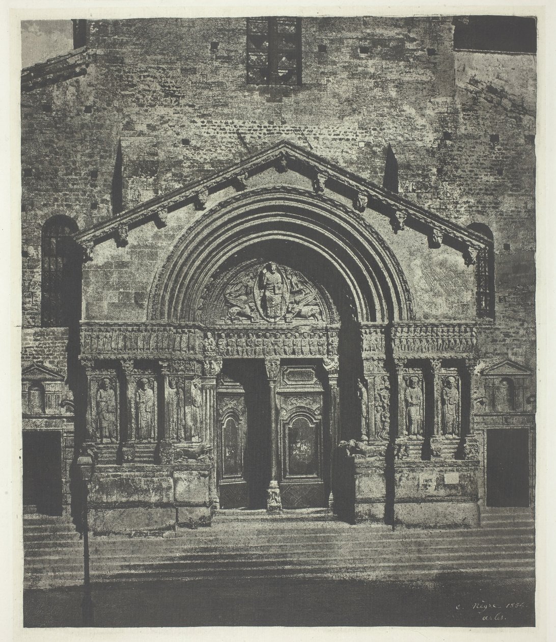 Arles: Die Westvorhalle von Saint-Trophime, 21. Oktober 1854, gedruckt 1982 von Charles Nègre