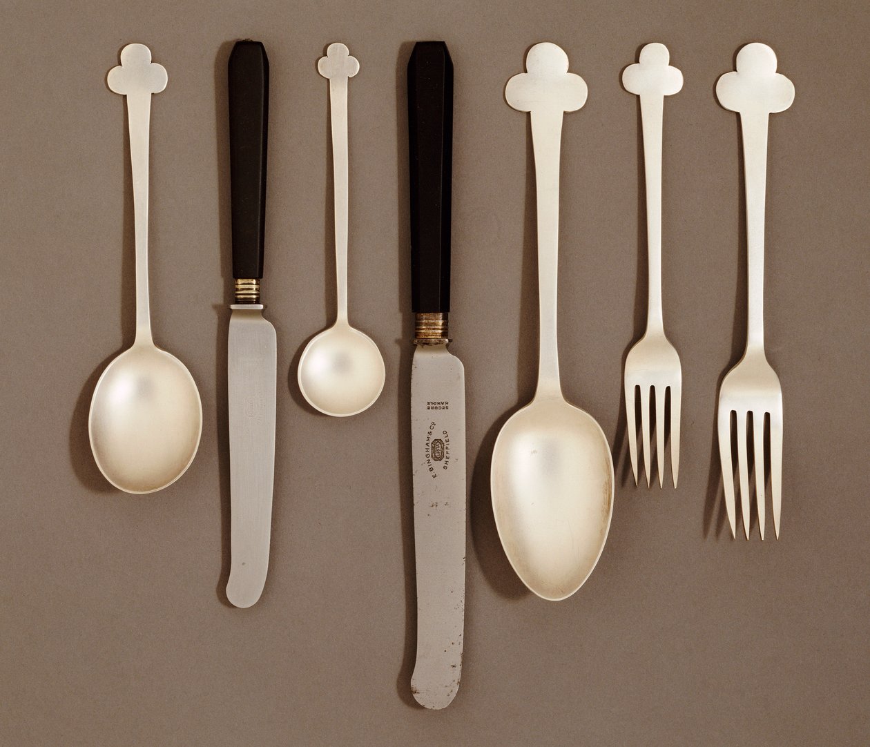 Versilbertes Tafelservice für E. Bingham & Co., ca. 1906 von Charles Rennie Mackintosh