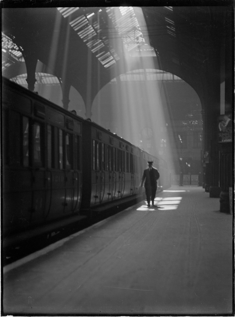 Liverpool Street Station, Liverpool Street, City of London, Greater London Authority von Charles William Prickett