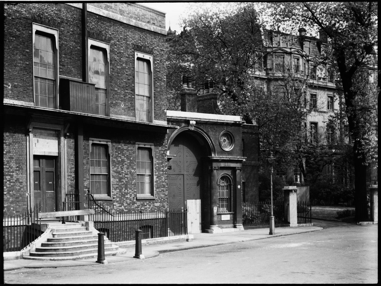 Whitehall Gardens, Whitehall, City of Westminster, Greater London Authority, 1930er Jahre von Charles William Prickett