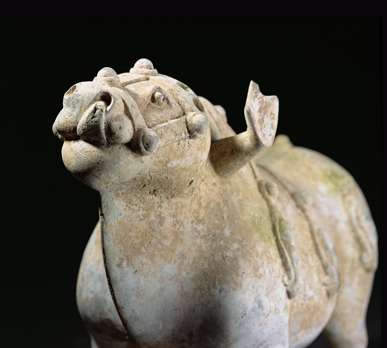 Stier, Zeit der Streitenden Reiche (1027-220 v. Chr.) (Detail) von Chinese School