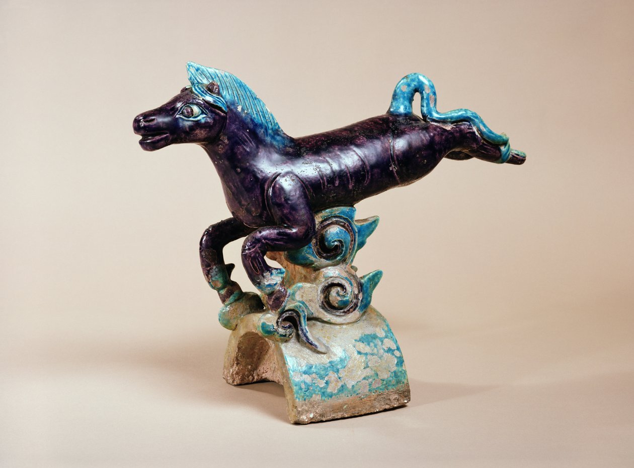 Firstziegel mit fliegendem Pferdedesign, Ming-Dynastie von Chinese School