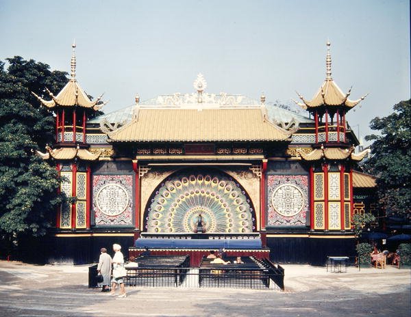 Das Chinesische Theater in den Tivoli Gärten, erbaut 1843 von Danish School