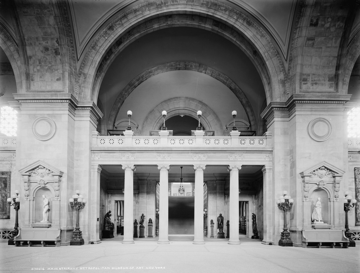 Haupttreppe, Metropolitan Museum of Art, New York, ca. 1902-10 von Detroit Publishing Co.